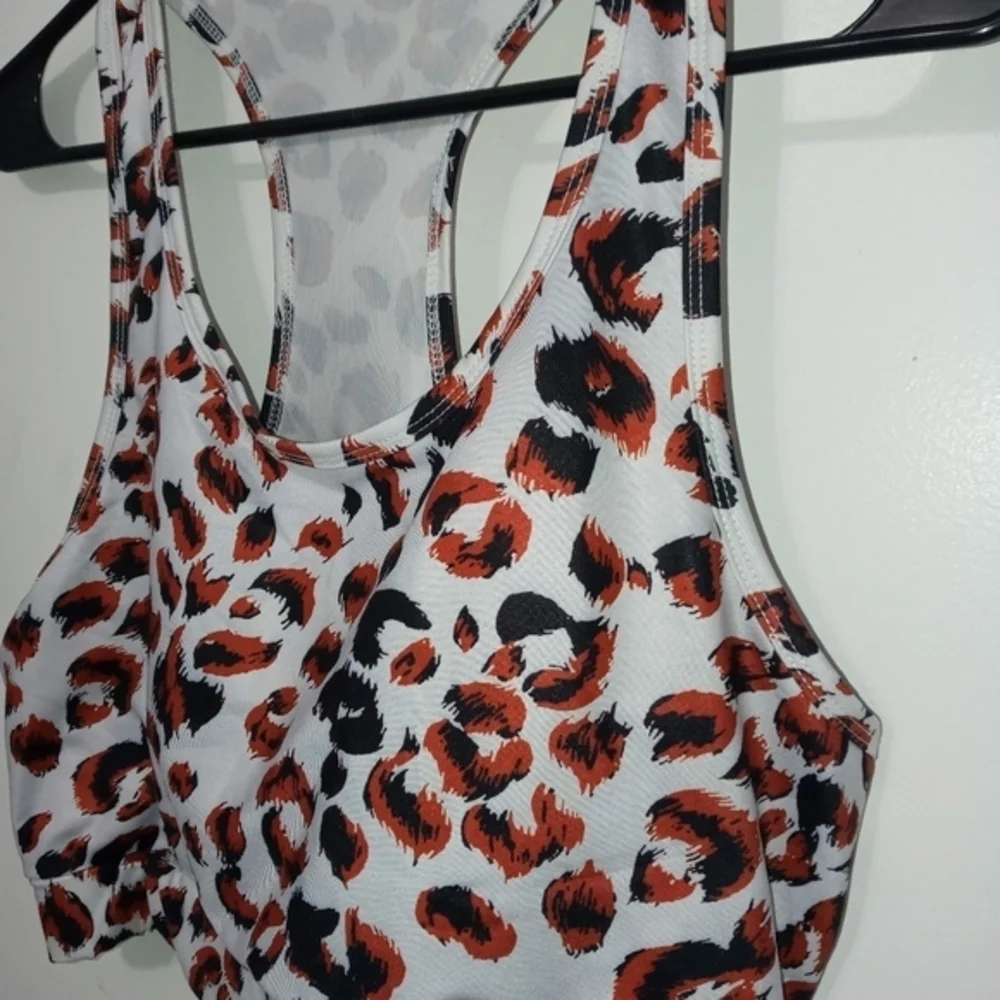 Shein high waist cheetah print Athletic leggings and Racerback Top
